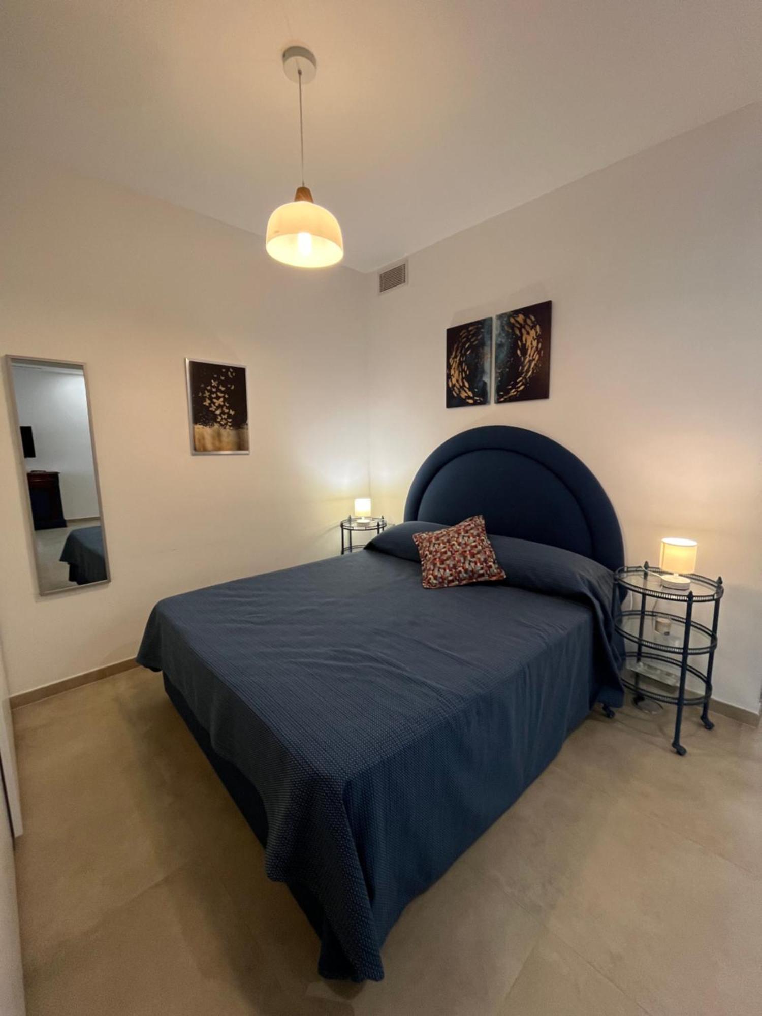 Penny Black Naples